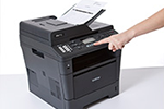 MFC-8520DN ermöglicht beidseitiges Drucken, Kopieren, Scannen und Faxen
