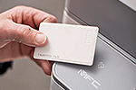 MFC-L6800DWT mit integriertem NFC-Kartenleser