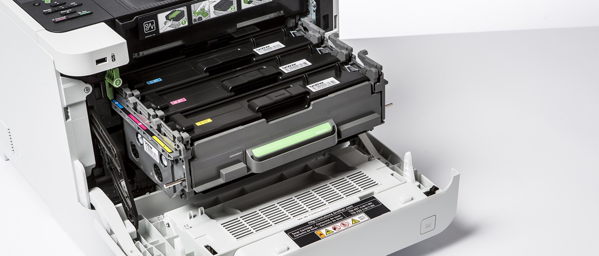 Brother Laserdrucker offen in Nahansicht